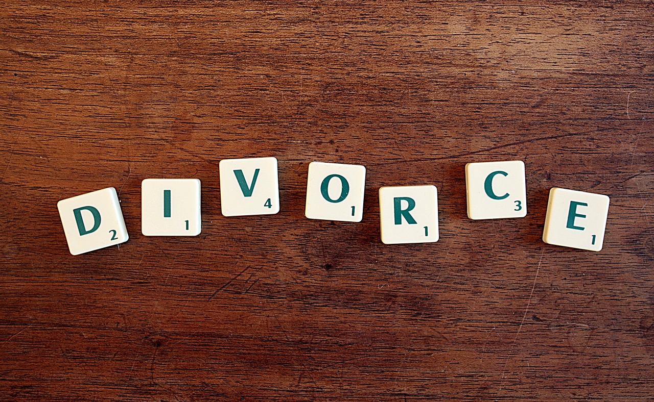 Jak uregulować kontakty z dzieckiem po rozwodzie?