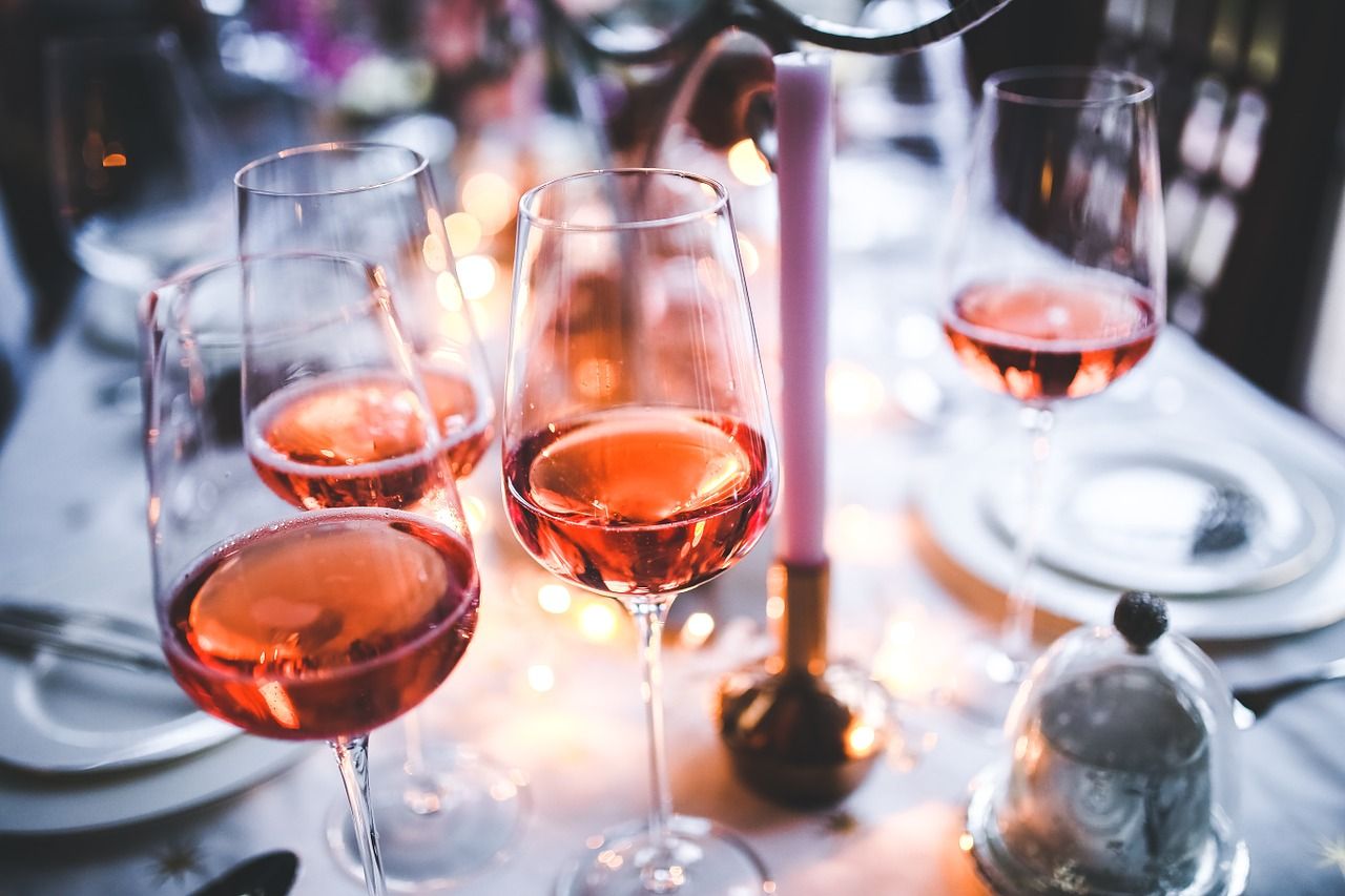 Wino – popularny trunek na każdą okazję