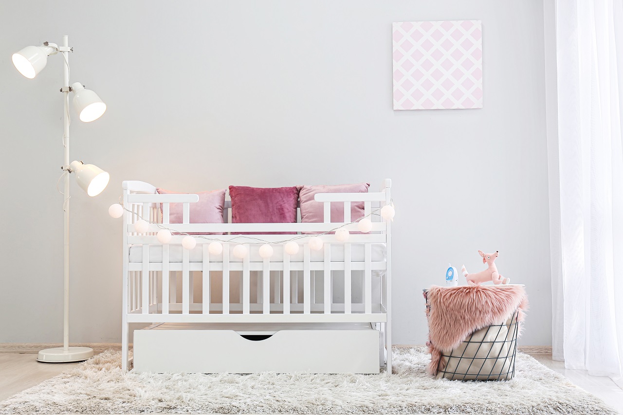 W jaki sposób stworzyć niemowlętom idealne miejsce do spania?