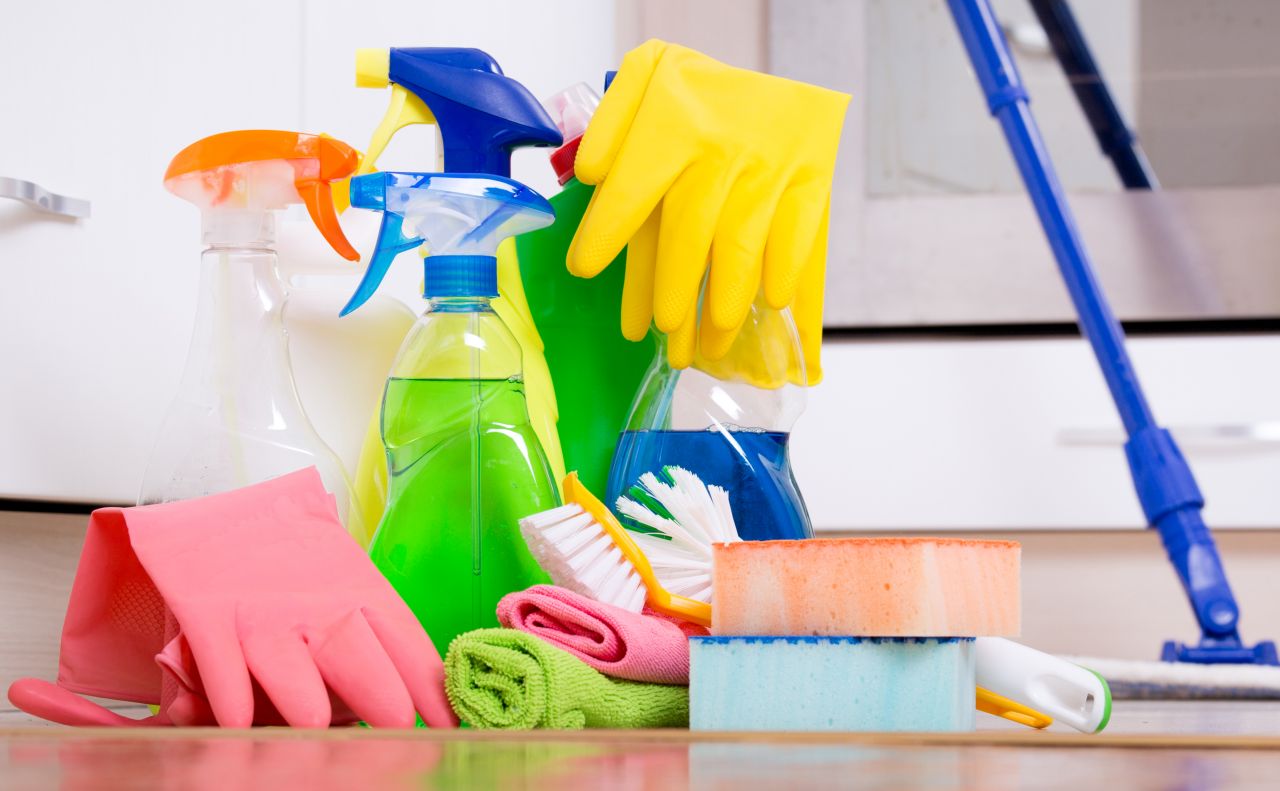 Jakie środki czystości powinniśmy mieć w swoim domu?